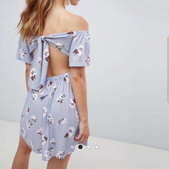 Lilac floral backless mini dress - Picture 2 of 7
